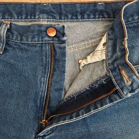 Vintage Wrangler Denim Shorts Cut Offs Mens 30 31 Waist Altered Jeans USA Made - Picture 7 of 8